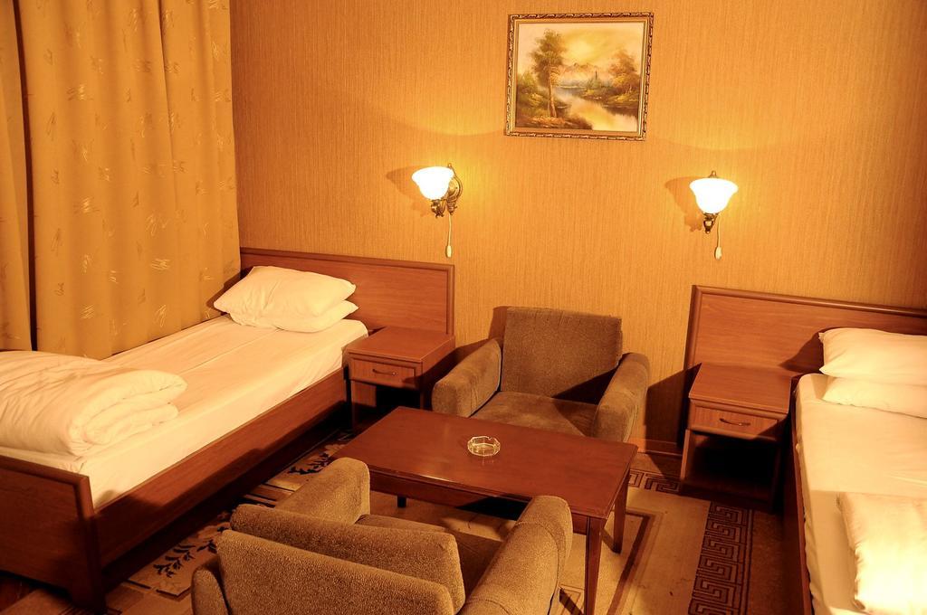 Ganja Hotel מראה חיצוני תמונה