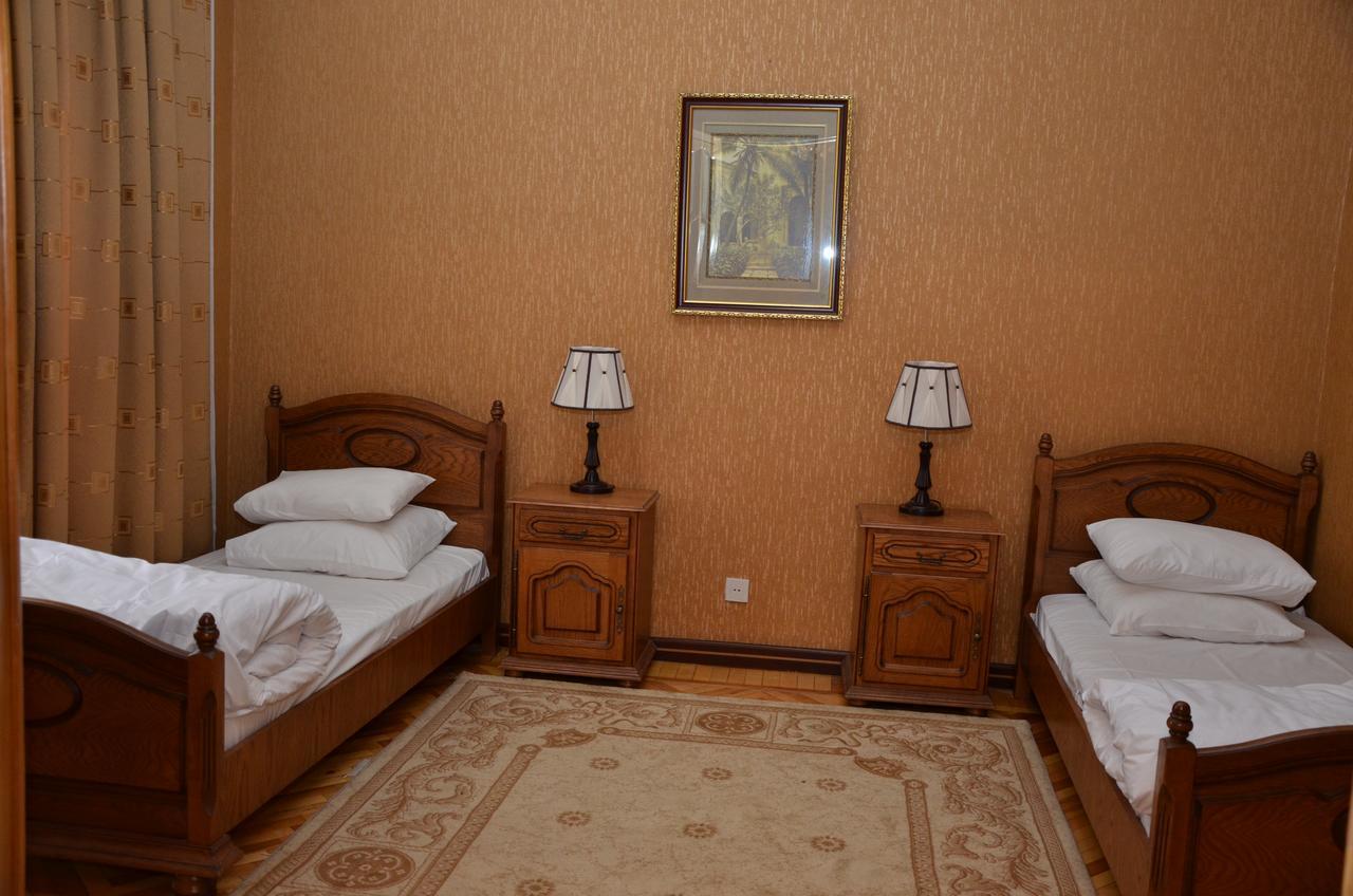 Ganja Hotel מראה חיצוני תמונה