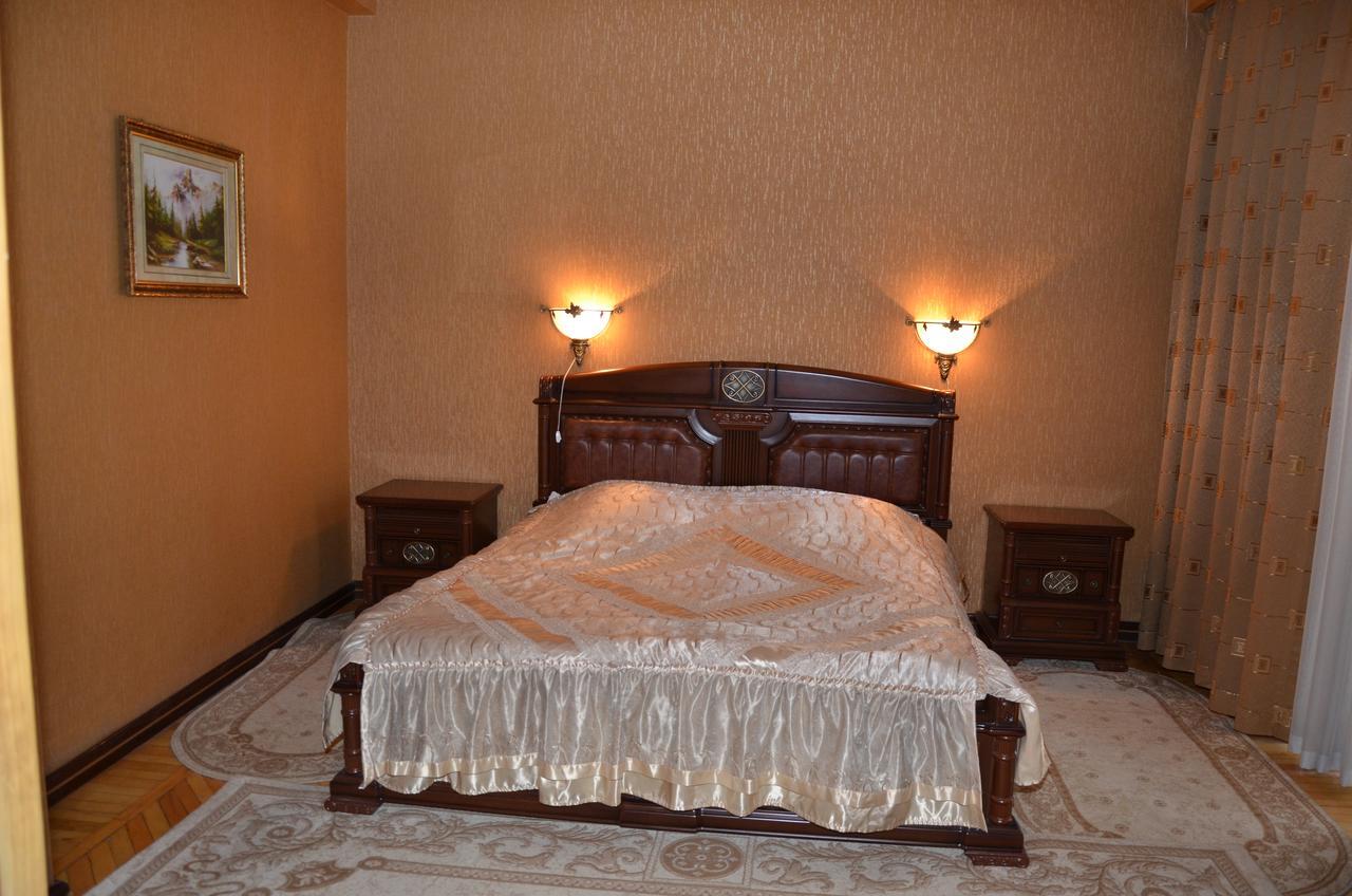 Ganja Hotel מראה חיצוני תמונה